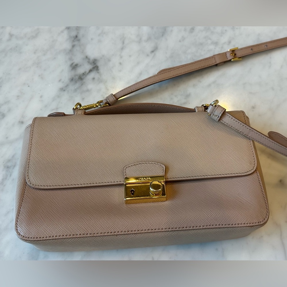 Prada Saffiano small - Picture 2 of 8
